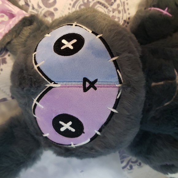 Plushie Dreadful Rheumatiod Arthritis Rabbit - Picture 7 of 9